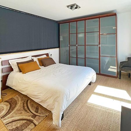 Bed and Breakfast Le Jardin De Celina Valensole Exterior foto