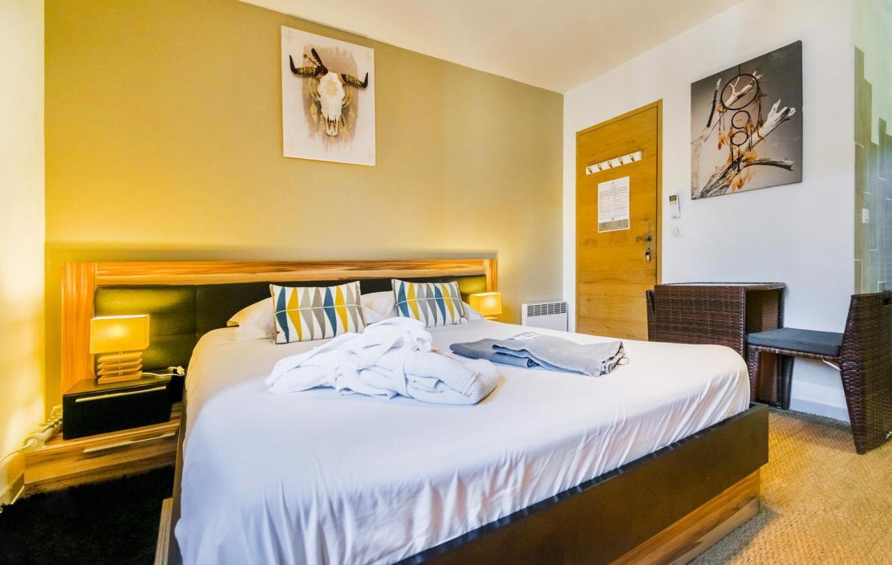 Bed and Breakfast Le Jardin De Celina Valensole Exterior foto