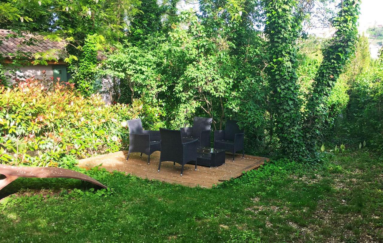 Bed and Breakfast Le Jardin De Celina Valensole Exterior foto