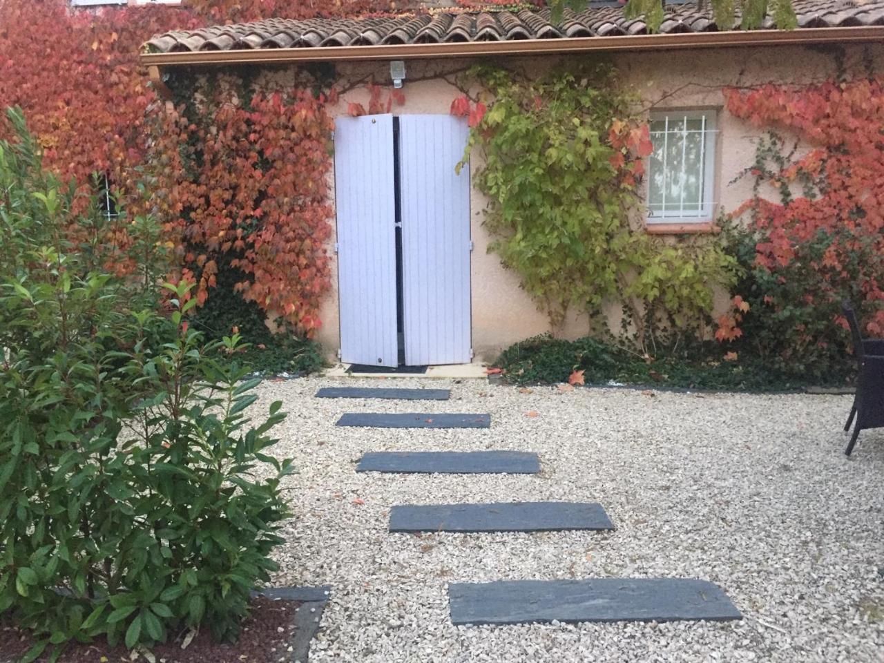 Bed and Breakfast Le Jardin De Celina Valensole Exterior foto